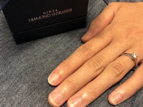 【銀座ダイヤモンドシライシの口コミ】 ダイヤモンドの輝きを存分に惹き立たせるデザイン、横から見たときのシル…