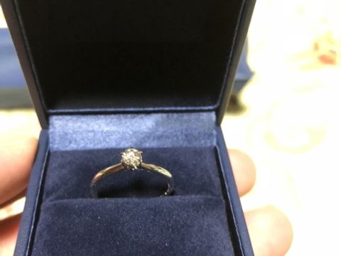 【銀座ダイヤモンドシライシの口コミ】 当初全くイメージがなく、相手の指のサイズもわからず来店しました。どう…