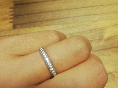 【ヴァンドーム青山(VENDOME AOYAMA)の口コミ】 旦那さんと同じデザインかつ
少し凝ったデザインにしたかったので。
ティ…