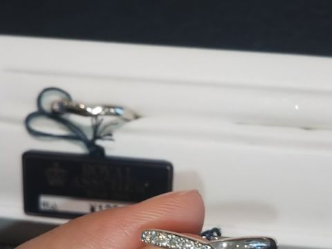 【Brilliant TAKEKAWA(ブリリアント タケカワ)の口コミ】 ダイヤモンドがとても綺麗でつけると指が細く長くみえるとのことで、試着…