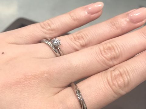 【アイプリモ(I-PRIMO)の口コミ】 よこからみてもまわりからみてもかわいいです！マリッジリングの斜めライ…