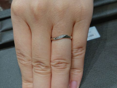 【アイプリモ(I-PRIMO)の口コミ】 ストレートとウェーブの中間のようなデザインだった。見た目はストレート…