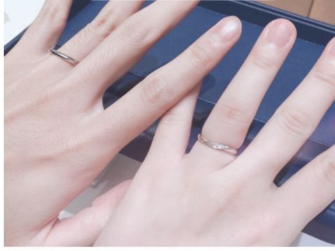 【銀座ダイヤモンドシライシの口コミ】 主張しすぎず、でもある程度ダイヤモンドの輝きを感じられるデザインでし…