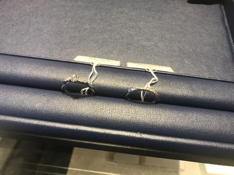 【銀座ダイヤモンドシライシの口コミ】 一生つけるものなので、ダイヤの主張が激しくなく、上品なサイズで輝きに…