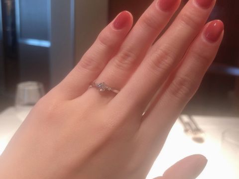 【ヴァンドーム青山(VENDOME AOYAMA)の口コミ】 他社のブランドも回りましたが、ヴァンドームの購入した指輪は一石だけじ…