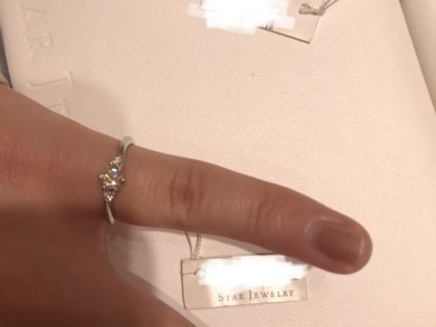 【STAR JEWELRY(スタージュエリー)の口コミ】 デザインの種類が多く、リングの太さなども日本人の指に合うように設計さ…