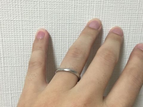 【銀座ダイヤモンドシライシの口コミ】 長く着用していくつもりなのでプラチナにすることは決めていました。
いく…