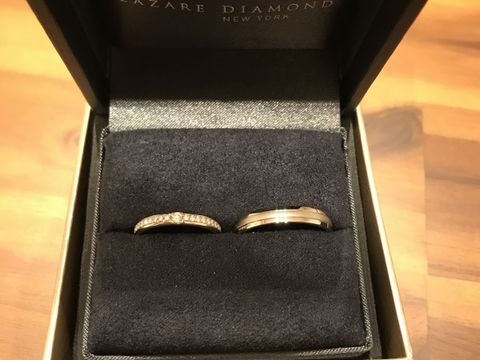 【ラザール ダイヤモンド(LAZARE DIAMOND)の口コミ】 婚約指輪を選んだ時から、ダイアモンドの質がいいことが決め手です。
ハー…