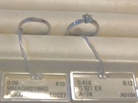 【I's stone(アイズストーン)の口コミ】 ピンクダイヤの取り扱いが他店よりも多くとても可愛いものが多かったです…