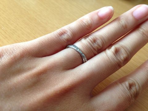 【STAR JEWELRY(スタージュエリー)の口コミ】 結婚指輪は肌身離さずずっとつけれるものにしたかったのでシンプルな物を…