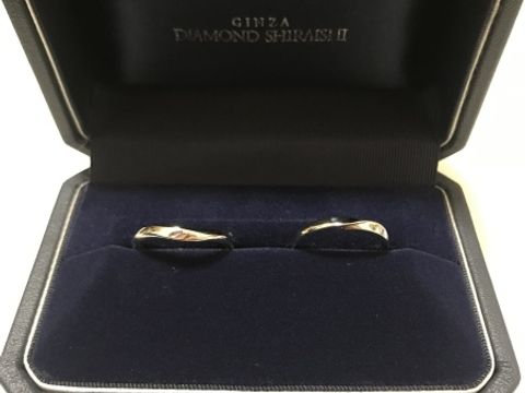 【銀座ダイヤモンドシライシの口コミ】 結婚指輪は夫婦2人で同じモチーフのものを購入するイメージでしたが、別々…