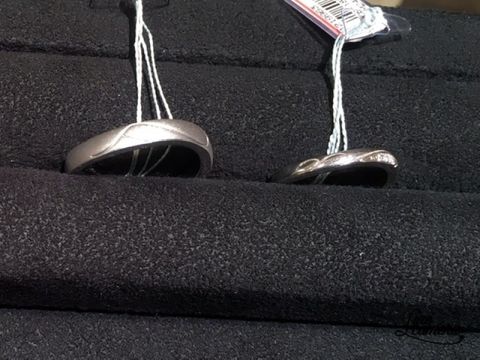 【BIJOUPIKO(ビジュピコ)の口コミ】 「initial」というお互いのイニシャルとハートがデザインされた、オリジナ…