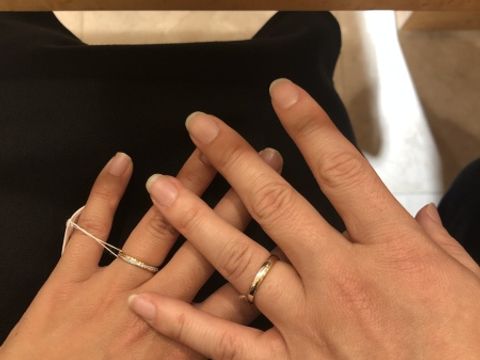 【Mariage ent(マリアージュエント)の口コミ】 ハーフエタニティの結婚指輪を探していてこちらの指輪を見つけました。
ピ…