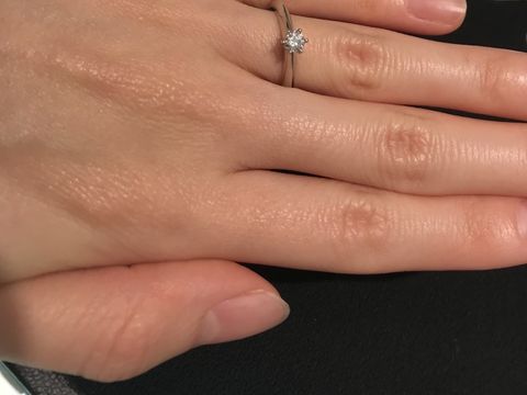 【ティファニー(Tiffany & Co.)の口コミ】 リングにも石にも高さがあるので、高級な感じがします。大人っぽい・キレ…