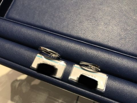 【銀座ダイヤモンドシライシの口コミ】 ダイヤモンドシライシといえば、ダイヤモンドなので、当初はダイヤ有りの…