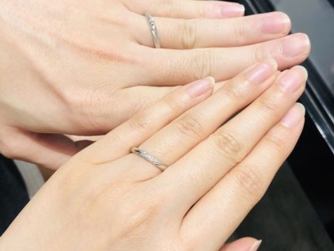 【エクセルコダイヤモンド(EXELCO DIAMOND)の口コミ】 サンドリヨンはフランス語で「シンデレラ」という意味。リング中央のデザ…