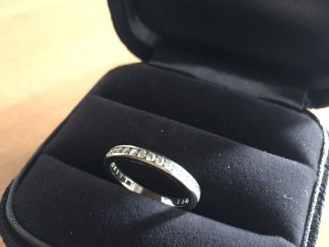 【ティファニー(Tiffany & Co.)の口コミ】 一生に一度の購入なので、とても悩みました。
最初から決めていた事が２点…