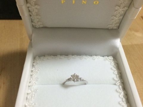 【宝寿堂(ほうじゅどう)の口コミ】 私の手は水かきが目立つため、S字ラインの指輪を勧めていただきました。そ…