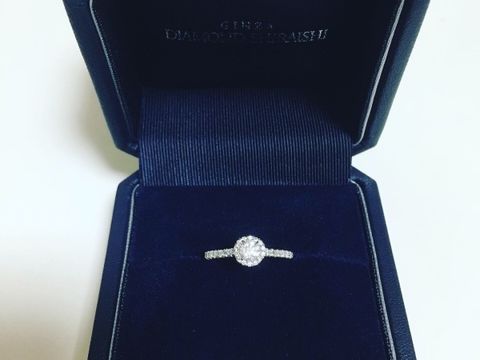 【銀座ダイヤモンドシライシの口コミ】 彼とプロポーズリングの台座を選びに行き、一目惚れしたブーケのデザイン…