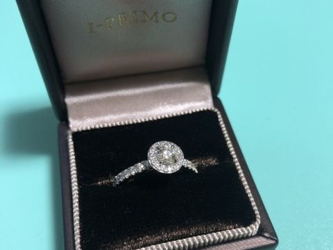 【アイプリモ(I-PRIMO)の口コミ】 特別な時に婚約指輪と結婚指輪を重ねづけしたかったのでストレートタイプ…