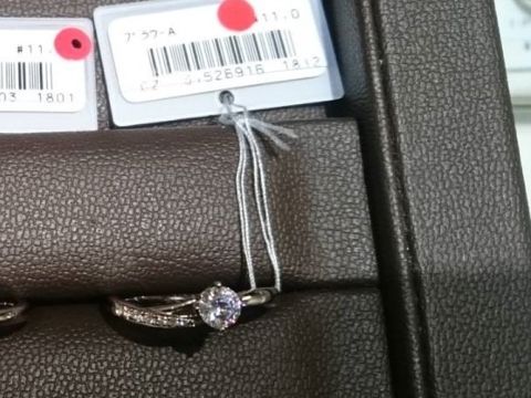 【アイプリモ(I-PRIMO)の口コミ】 右側はストレートですが、左側がウェーブしていてアシンメトリーで面白い…