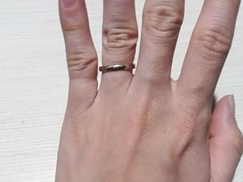 【Cadensia bridal(カデンシアブライダル)の口コミ】 婚約指輪を購入したお店だったので、結婚後１年たっていましたが、結婚指…