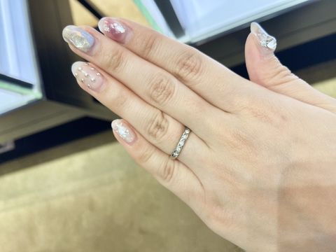 【シャネル(CHANEL)の口コミ】 他のブランドにはない上品且つ個性的なデザインで、一目おく存在感が気に…