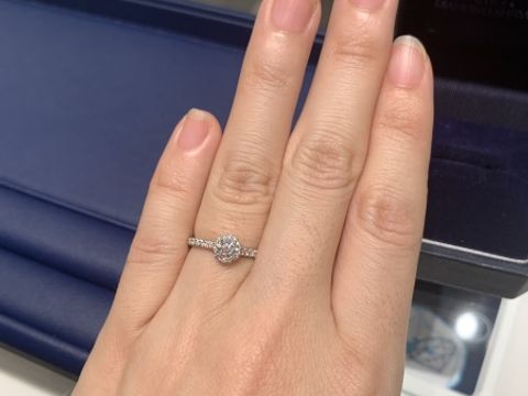 【銀座ダイヤモンドシライシの口コミ】 自分で好きな大きさやクラリティなどのダイヤモンドを選び、好みのデザイ…