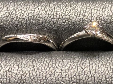 【エクセルコダイヤモンド(EXELCO DIAMOND)の口コミ】 デザイン：エンゲージ・マリッジリングがぴったり合うものを探していまし…