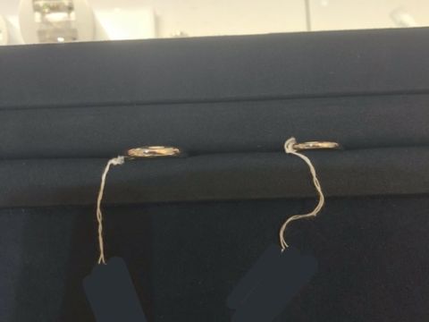 【ハリー・ウィンストン(Harry Winston)の口コミ】 日本ではダイヤモンドが入った結婚指輪しかないので、男性用にダイヤモン…