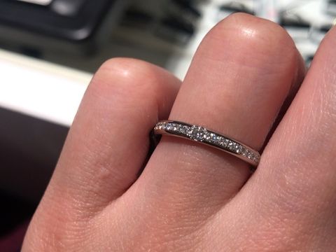 【エクセルコダイヤモンド(EXELCO DIAMOND)の口コミ】 ダイヤモンドの質にこだわっているので、とても輝きが素晴らしかったです…