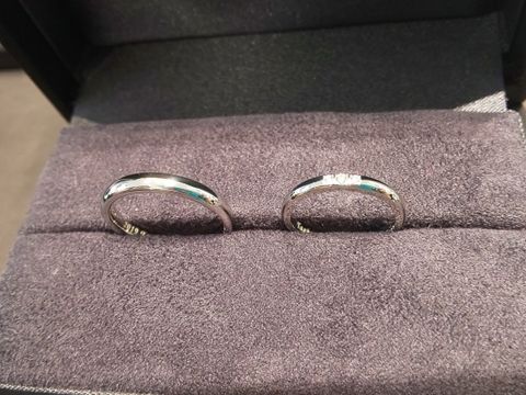 【ラザール ダイヤモンド(LAZARE DIAMOND)の口コミ】 私はシンプルなストレートで、ダイヤが1つだけついているものを探していま…