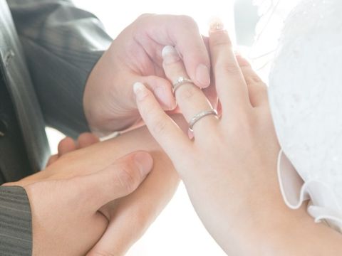 【ジュエリーツツミ(JEWELRY TSUTSUMI)の口コミ】 結婚指輪と違ってあまりつける機会がないものなので、せったくだからと憧…