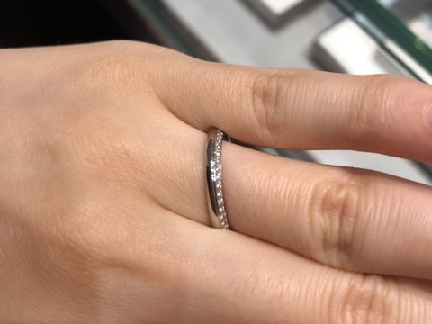 【アイプリモ(I-PRIMO)の口コミ】 指輪の刻印が片面にしかないという他ではあまり見かけなかったとても珍し…