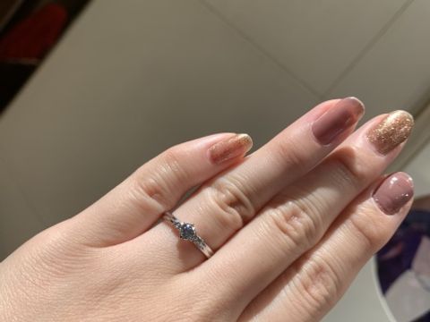 【富士宝石の口コミ】 私自身ウェーブタイプの指輪を探していましたが、試着を続けていくことで…