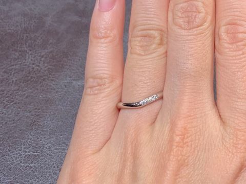【TRECENTI(トレセンテ)の口コミ】 ウェーブの指輪を中心に探していました。指輪には「内甲丸（うちこうまる…