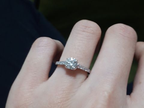 【GALA JEWELRY(ガラジュエリー)の口コミ】 あまりブランドにこだわりがなく、それなら同じ金額で少しでもよいクオリ…