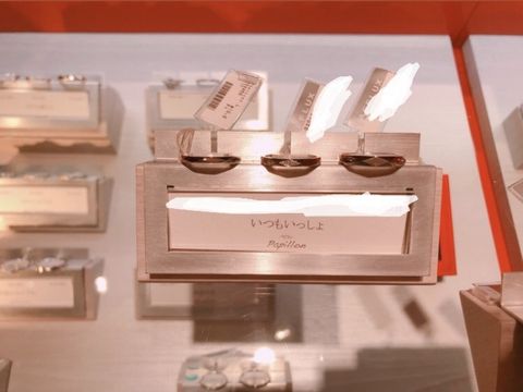 【AFFLUX(アフラックス)の口コミ】 プラチナのシンプルな指輪を探していたところ、種類もたくさんありかなり…