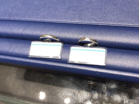 【銀座ダイヤモンドシライシの口コミ】 プラチナでシンプルなデザインを探してこちらの指輪にたどり着きました。…