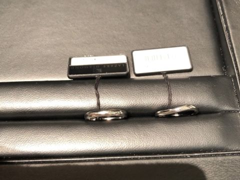 【ラザール ダイヤモンド(LAZARE DIAMOND)の口コミ】 シンプルでプラチナ素材の指輪を探してこちらの指輪にたどりつきました。…