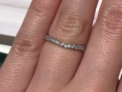 【Ponte Vecchio(ポンテヴェキオ)の口コミ】 ポンテヴェキオで最初に目に留まった結婚指輪です。ハーフエタニティリン…