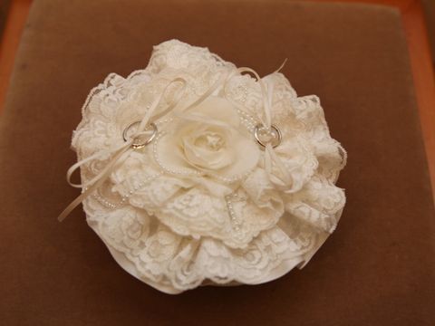 【アイプリモ(I-PRIMO)の口コミ】 購入の決めてはデザインと価格です。
婚約指輪との重ね付けも考慮して、シ…