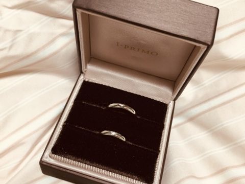 【アイプリモ(I-PRIMO)の口コミ】 婚約指輪は好きなデザインを選ばせて頂いたので、結婚指輪はアクセサリー…