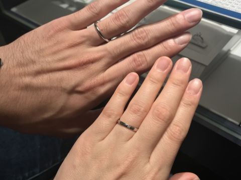 【エクセルコダイヤモンド(EXELCO DIAMOND)の口コミ】 少し太さはあるがしっかりとした作りになっていた。
こちらのブランドは女…