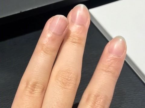 【ヴァン クリーフ＆アーペル(Van Cleef & Arpels)の口コミ】 こちらのデザインはどこのブランドでも置いてあるようなデザインですが、…