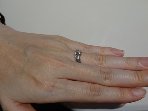 【ラザール ダイヤモンド(LAZARE DIAMOND)の口コミ】 指輪のデザインについて気に入っていたのはもちろんですが、スタッフさん…