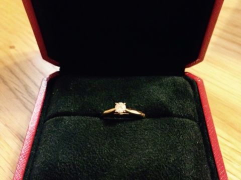 【カルティエ(Cartier)の口コミ】 私は黄色味肌なので、肌になじむピンクゴールドを使っていること、婚約指…