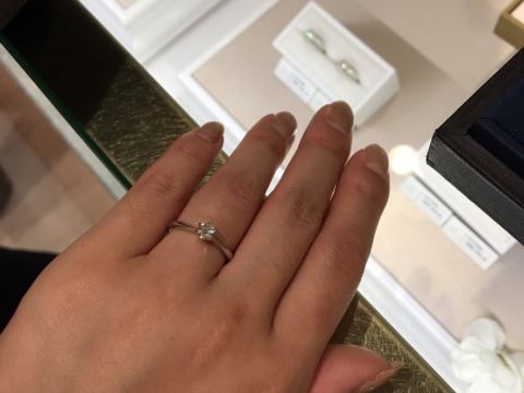 【ティファニー(Tiffany & Co.)の口コミ】 やっぱりなんといっても憧れのティファニー！とても可愛かったです。高さ…