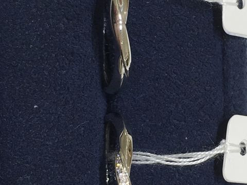 【4℃ BRIDAL(ヨンドシーブライダル)の口コミ】 ディズニーコレクションでシンデレラをモチーフにしたリングなので、内側…