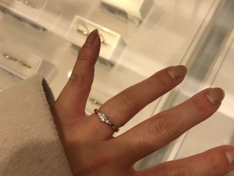 【4℃ BRIDAL(ヨンドシーブライダル)の口コミ】 カジュアルづけしたかったこと、重ね付けしたかったこと、華やか　を念頭…